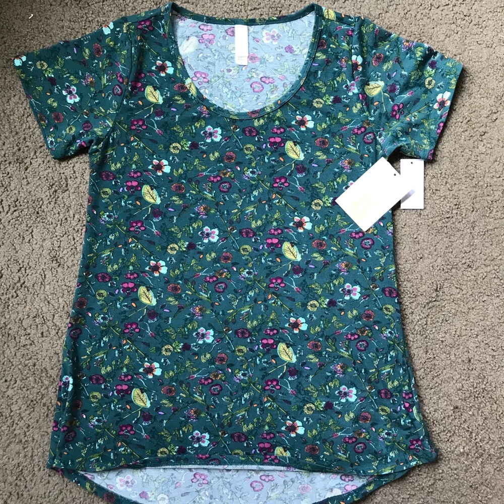 Lularoe XSmall Classic T